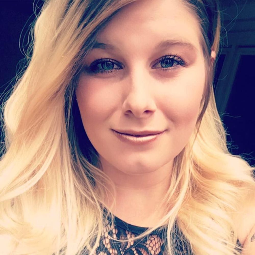 Meet your Posher, Leslie